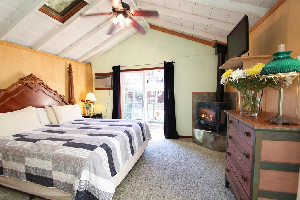 The Woods Hotel - Gay Lgbtq Cabins Guerneville Zimmer foto